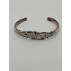 Silver Tone Cuff, Very Ornate Inside and Out